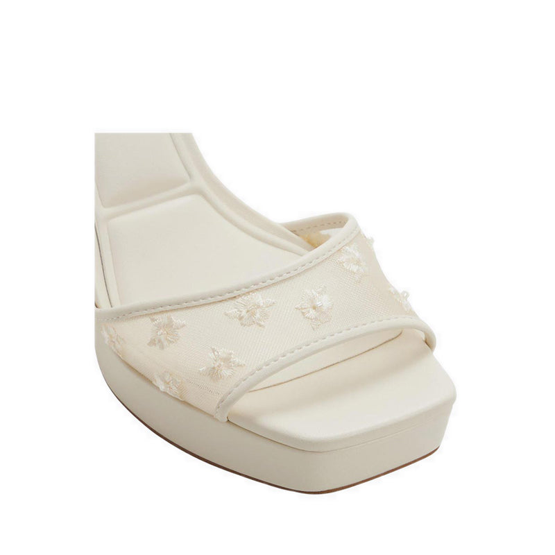 Aldo รุ่น Chicglimmer รองเท้าส้นสูงผู้หญิง - สี Open White