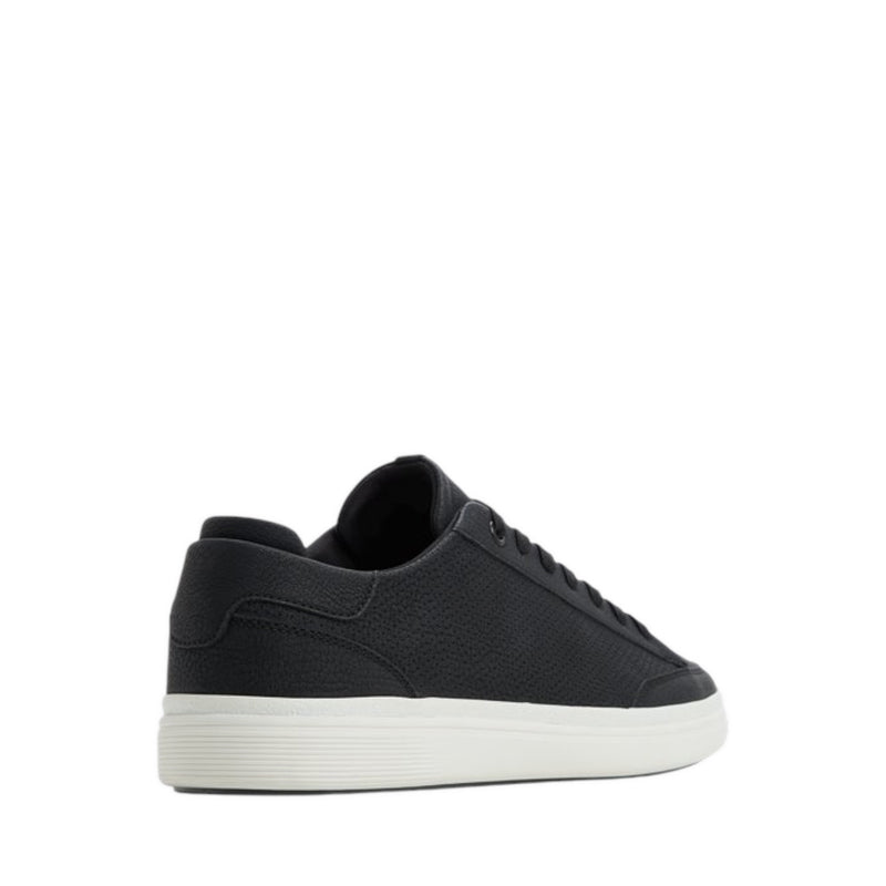 รุ่น Stepup รองเท้ากีฬาแฟชั่นสำหรับผู้ชาย - สีดำ