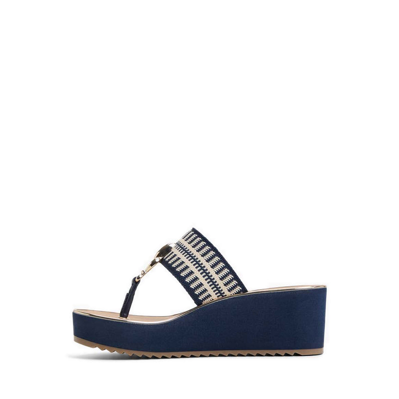 Aldo รุ่น Penelopy รองเท้าแตะผู้หญิง สี Bright Multi