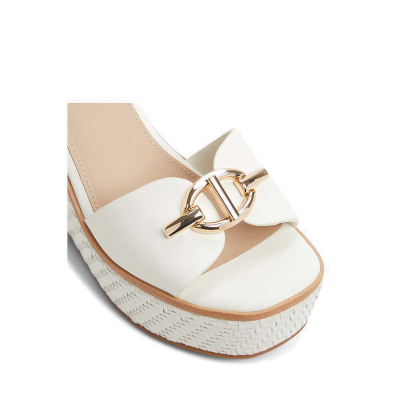 Aldo รุ่น Ybylin รองเท้าแตะผู้หญิง สีขาว