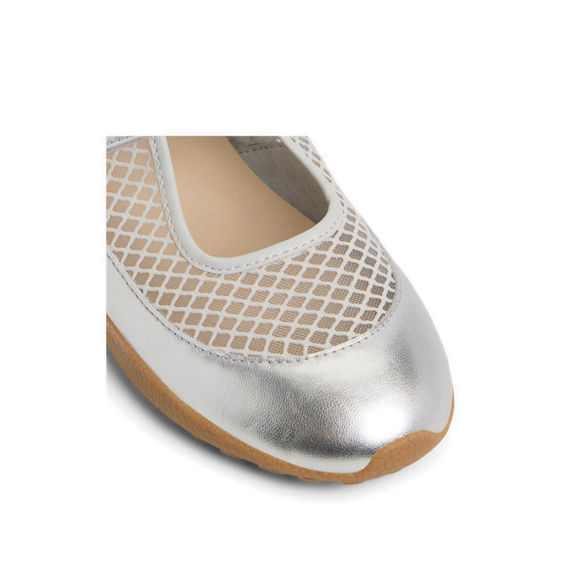 Aldo รุ่น Legalitram รองเท้าสลิปออนผู้หญิง - สีเงิน