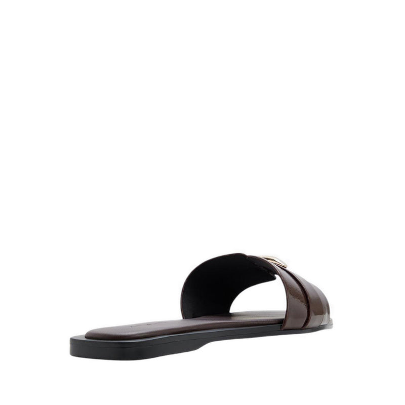 รุ่น Briela รองเท้าแตะส้นแบนผู้หญิง - สี Dark Brown