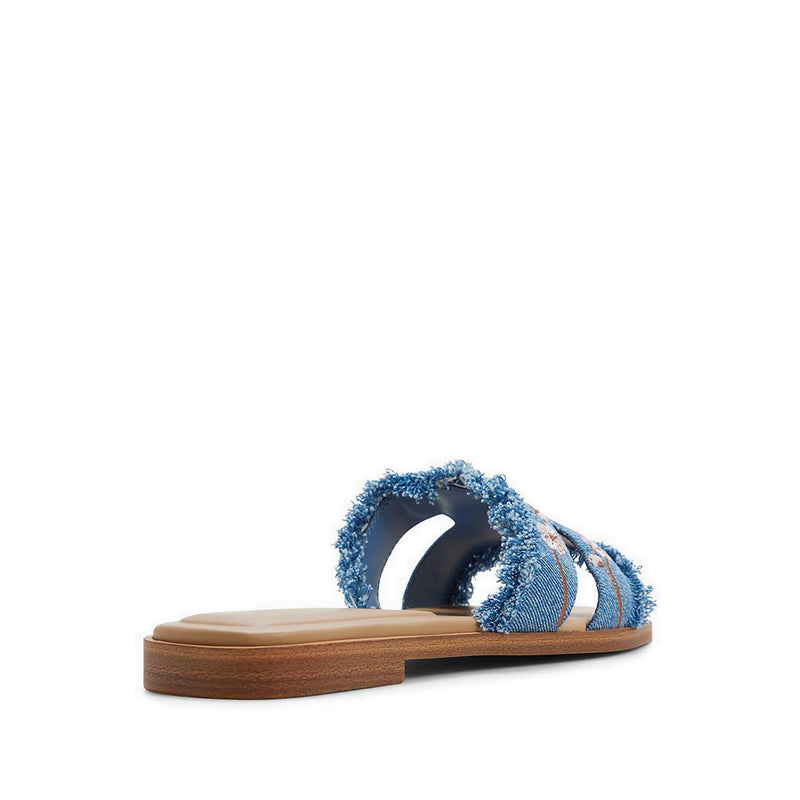 รุ่น Itsandal รองเท้าแตะส้นแบนสำหรับผู้หญิง สีฟ้า