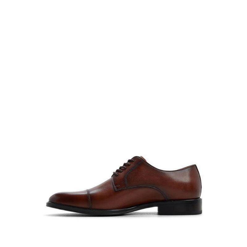 รุ่น Davante รองเท้าหนังผู้ชาย สี Cognac