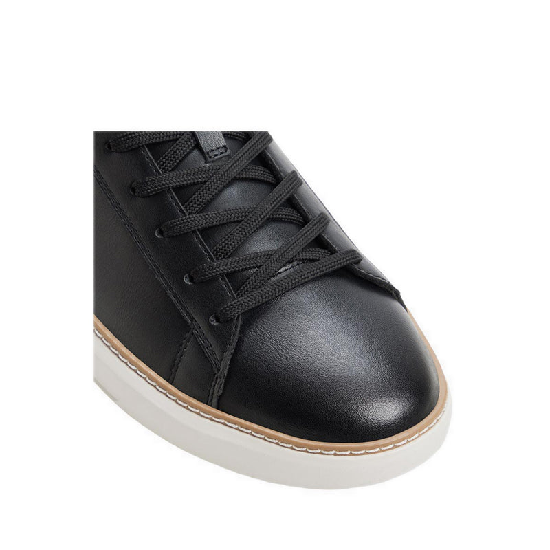รุ่น Pederson รองเท้าผูกเชือกผู้ชาย - สี Black/White