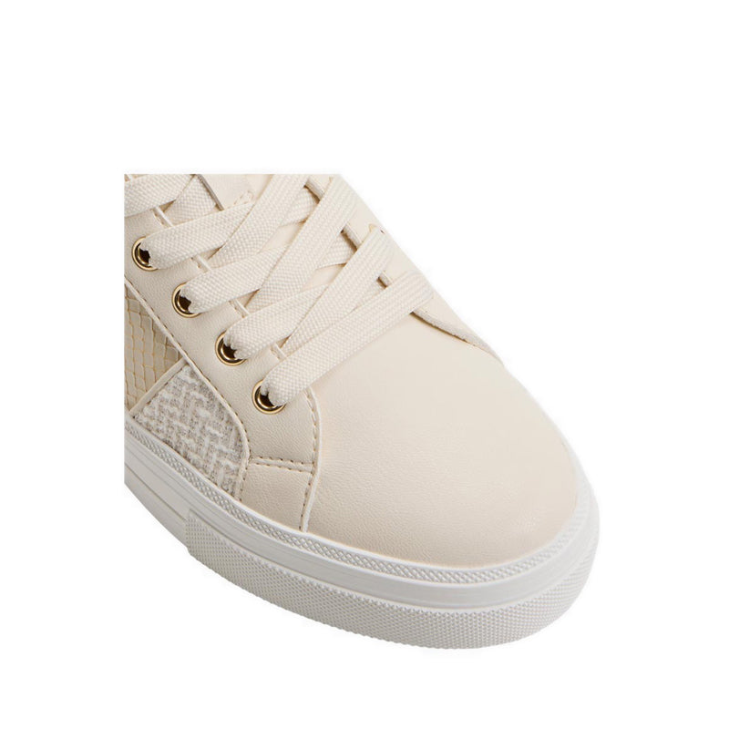 รุ่น Saddie รองเท้าผ้าใบผู้หญิง - สีขาว